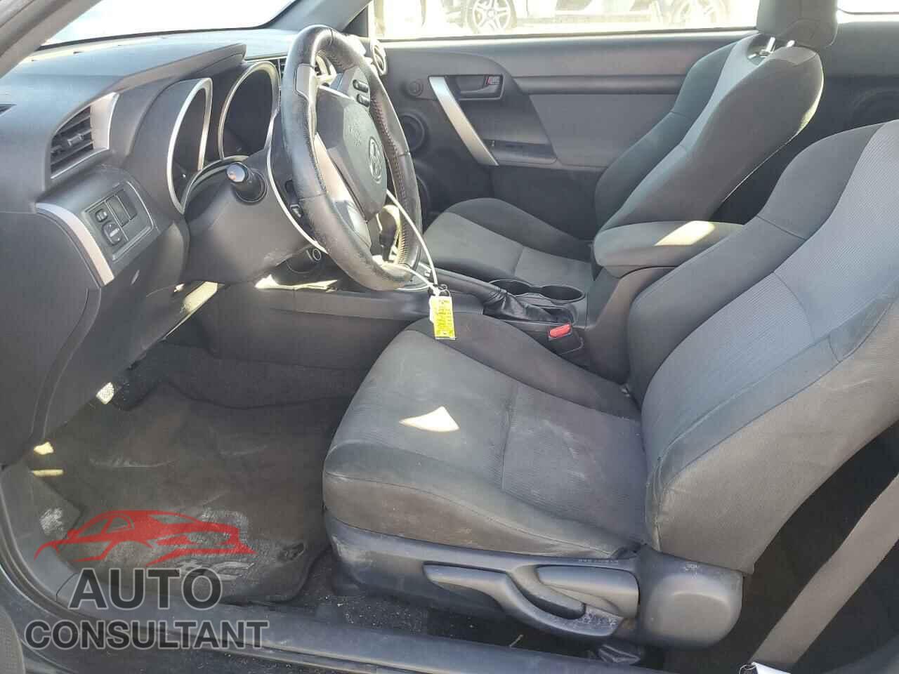 TOYOTA SCION 2015 - JTKJF5C76F3091798