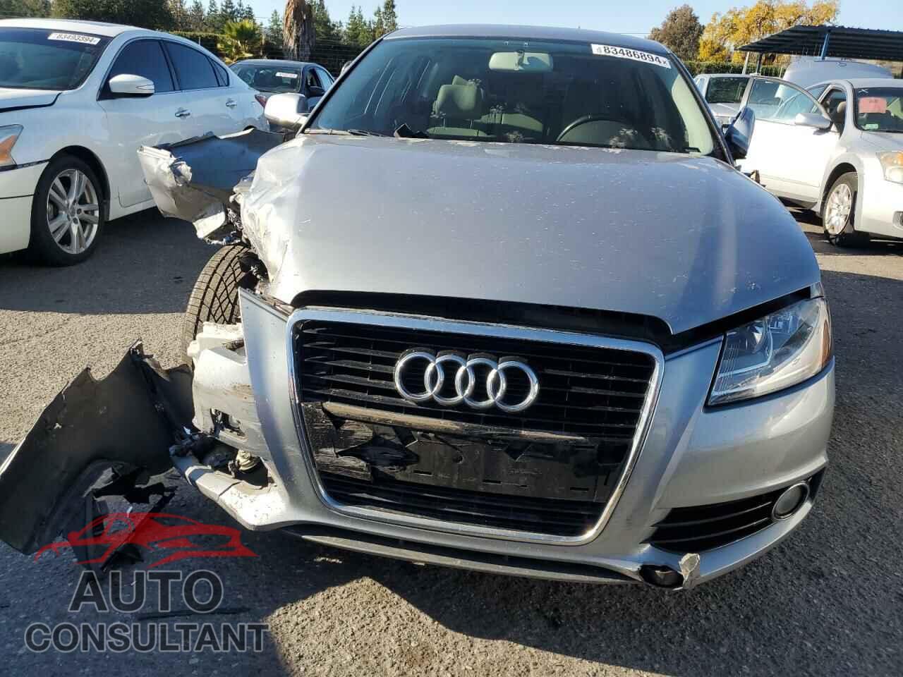 AUDI A3 2012 - WAUBEAFM9CA109532