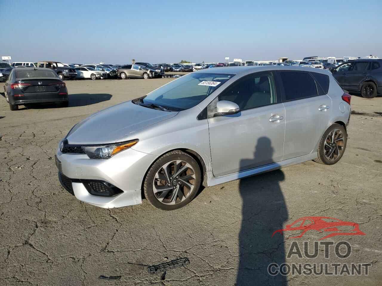 TOYOTA SCION 2016 - JTNKARJE2GJ520737
