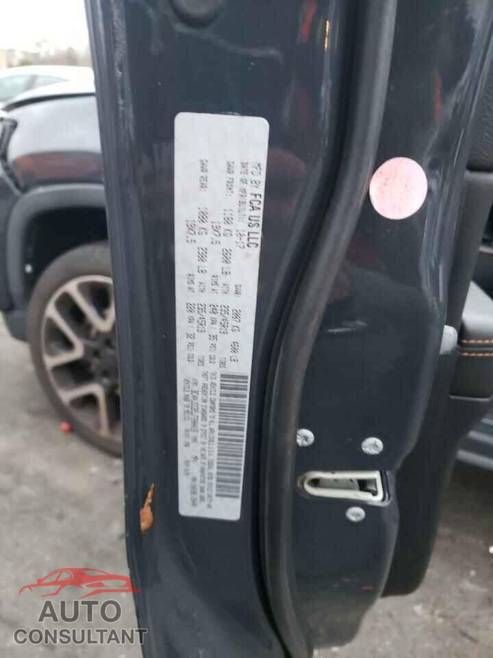 JEEP COMPASS 2018 - 3C4NJDCB5JT200416