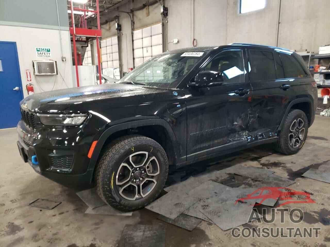JEEP GRAND CHER 2023 - 1C4RJYC68P8846228