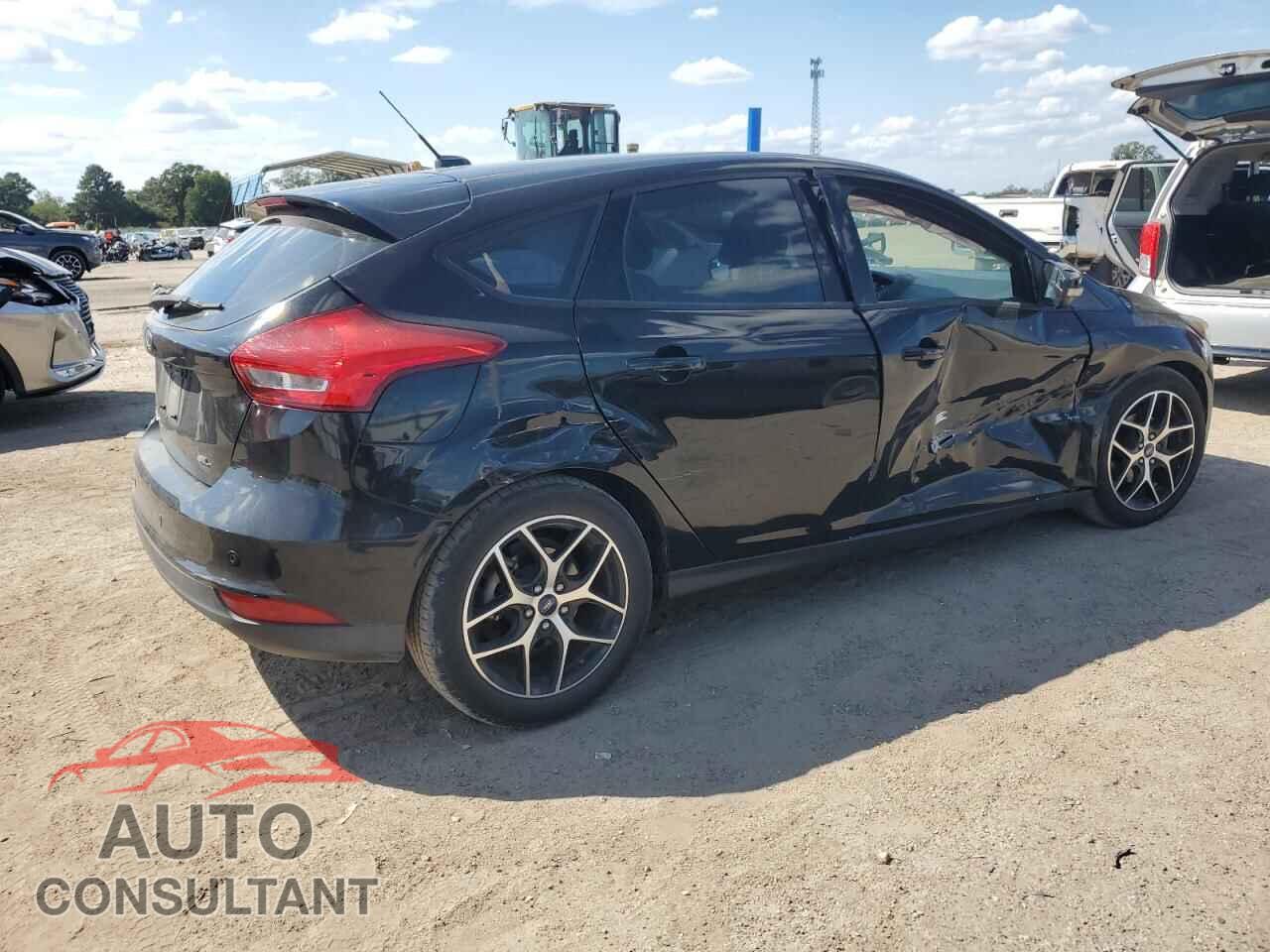 FORD FOCUS 2017 - 1FADP3M2XHL314605