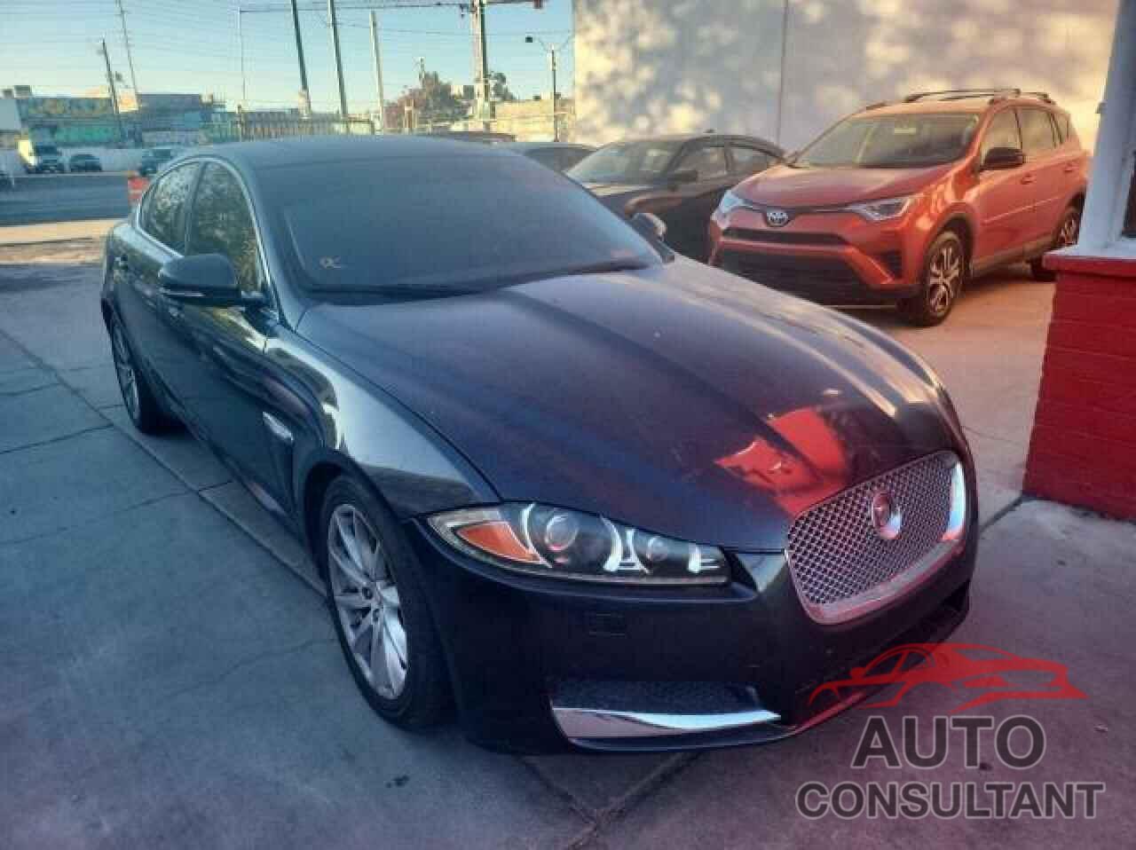 JAGUAR XF 2015 - SAJWA0FSXFPU75107