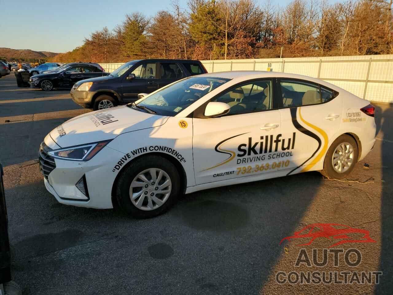 HYUNDAI ELANTRA 2020 - 5NPD74LF2LH617170