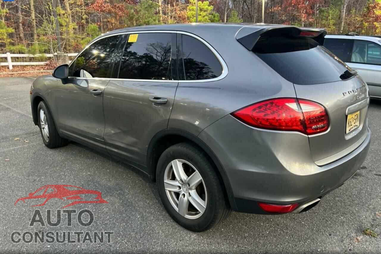 PORSCHE CAYENNE 2011 - WP1AA2A24BLA03058