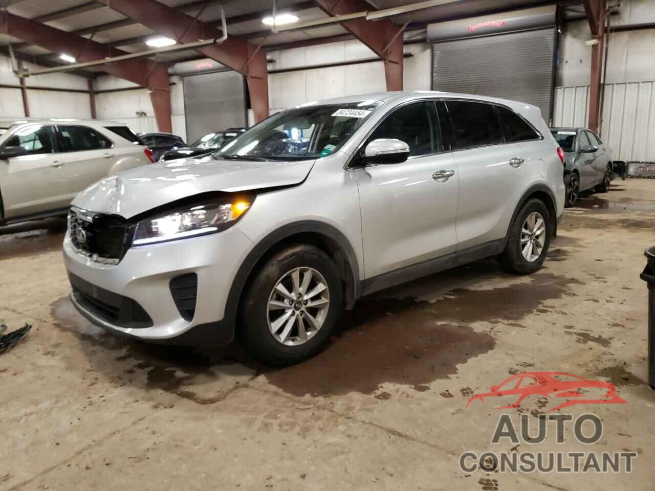 KIA SORENTO 2019 - 5XYPG4A35KG577405