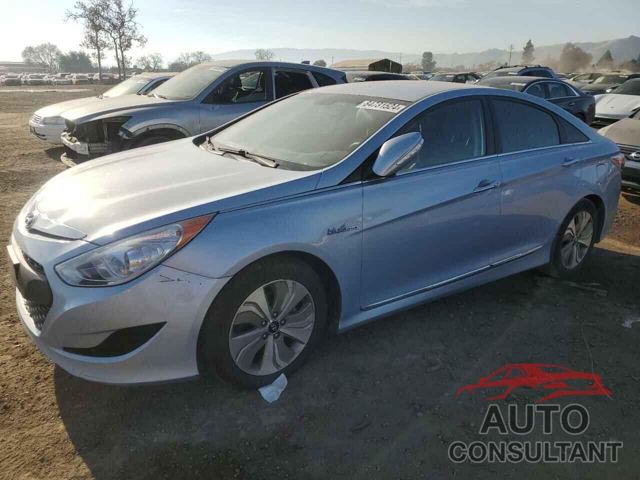 HYUNDAI SONATA 2013 - KMHEC4A49DA101040