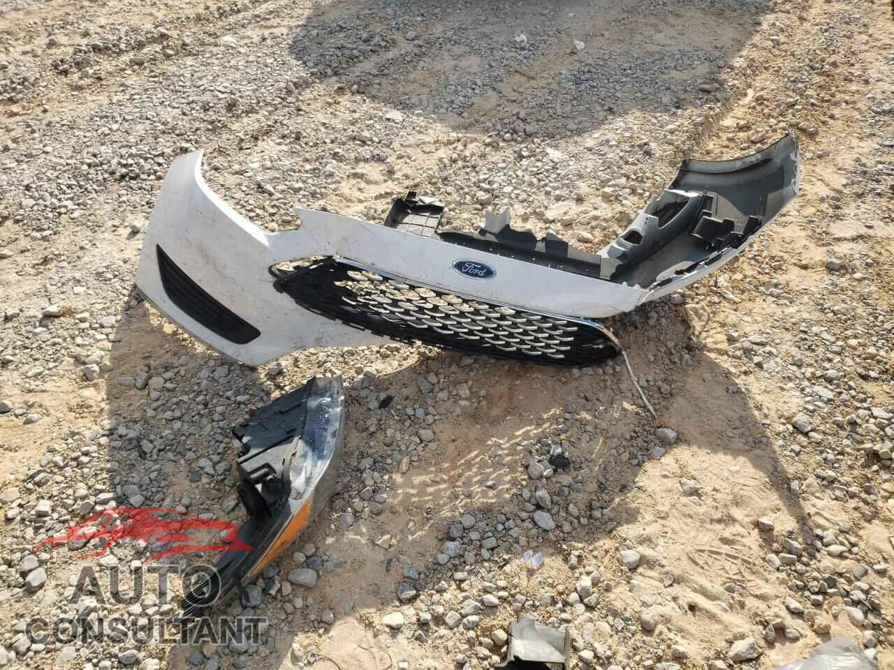 FORD FOCUS 2018 - 1FADP3F25JL215225