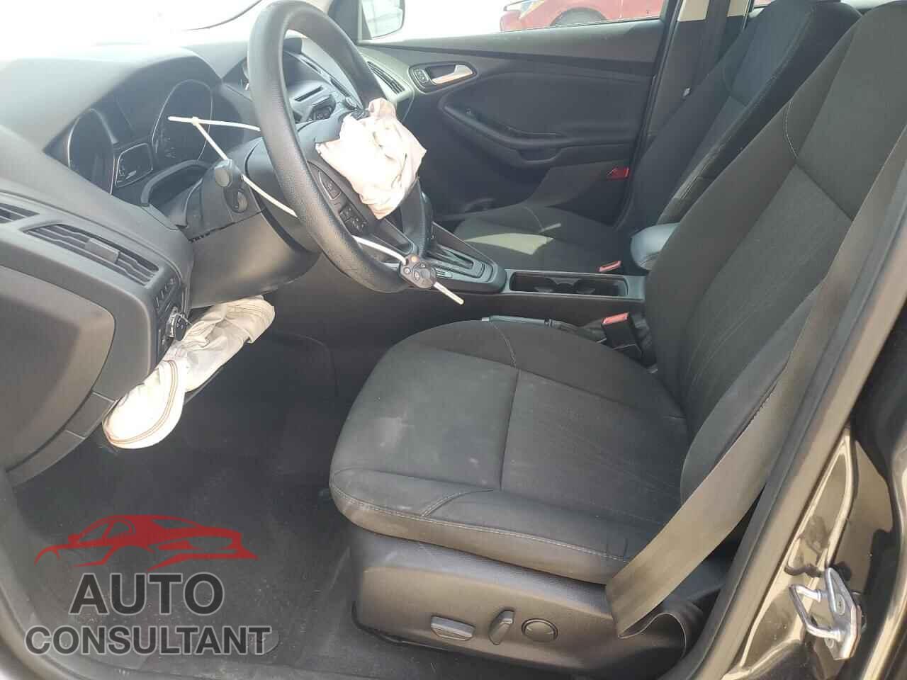 FORD FOCUS 2016 - 1FADP3F25GL275448