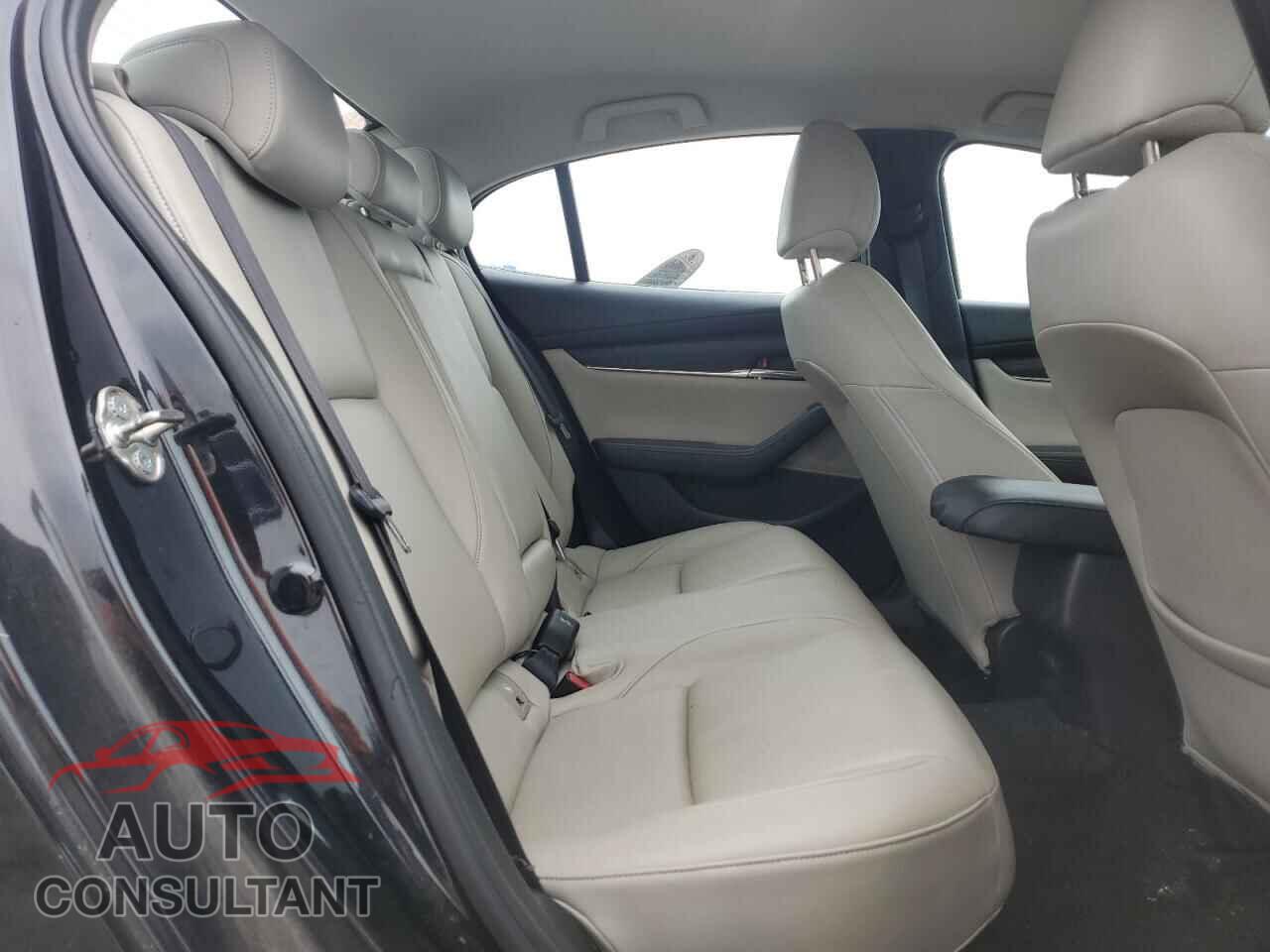MAZDA 3 2019 - JM1BPACL9K1113894