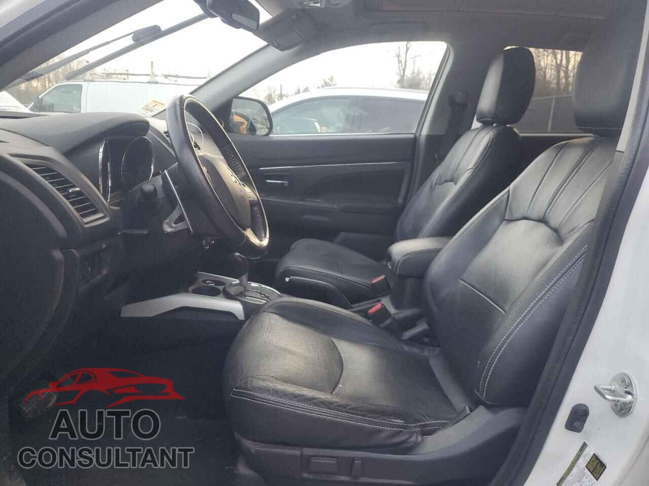 MITSUBISHI OUTLANDER 2014 - 4A4AR4AU2EE032003