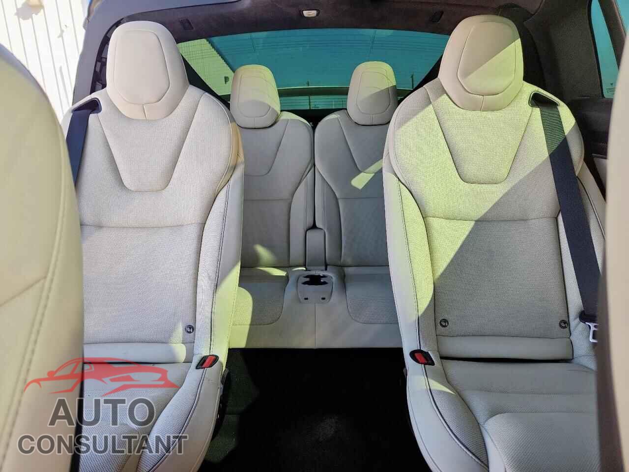 TESLA MODEL X 2022 - 7SAXCBE69NF346414