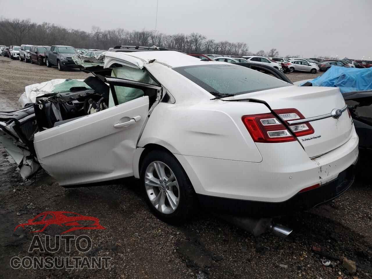 FORD TAURUS 2017 - 1FAHP2E83HG112437