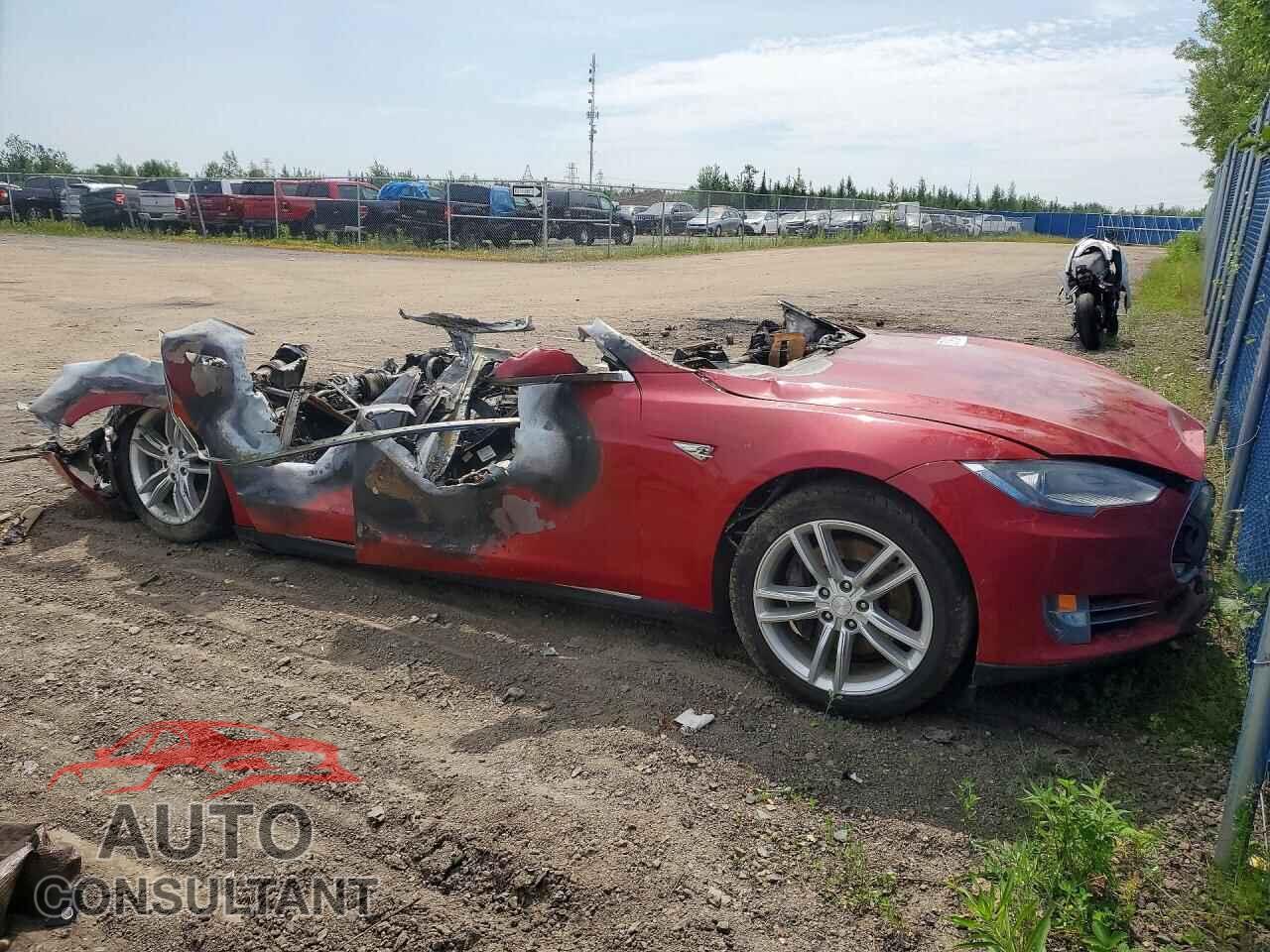 TESLA MODEL S 2014 - 5YJSA1H17EFP51341