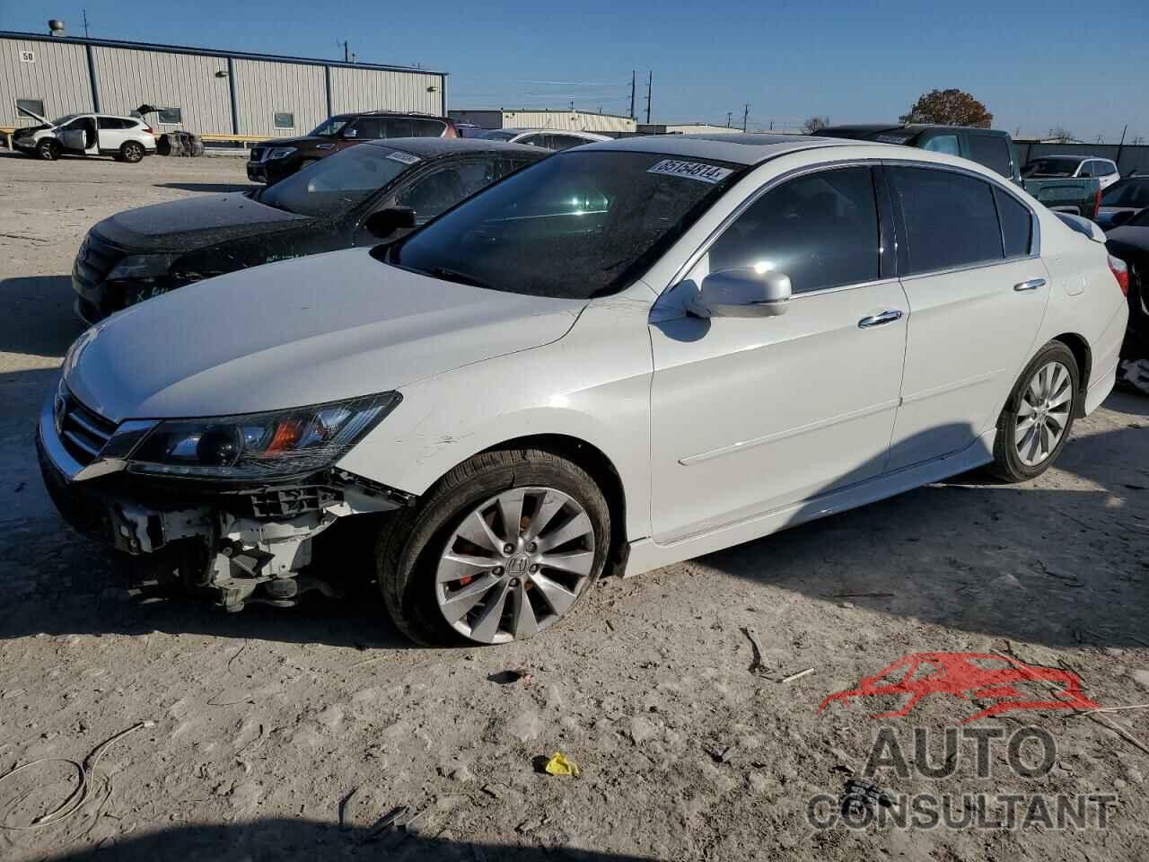 HONDA ACCORD 2013 - 1HGCR3F85DA029884