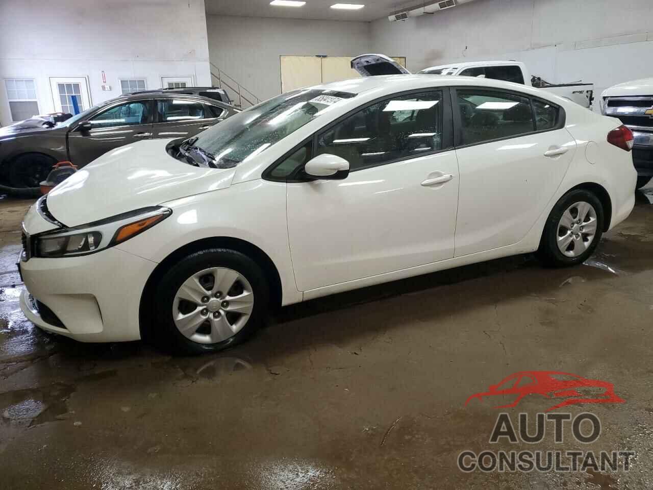 KIA FORTE 2017 - 3KPFL4A77HE148377