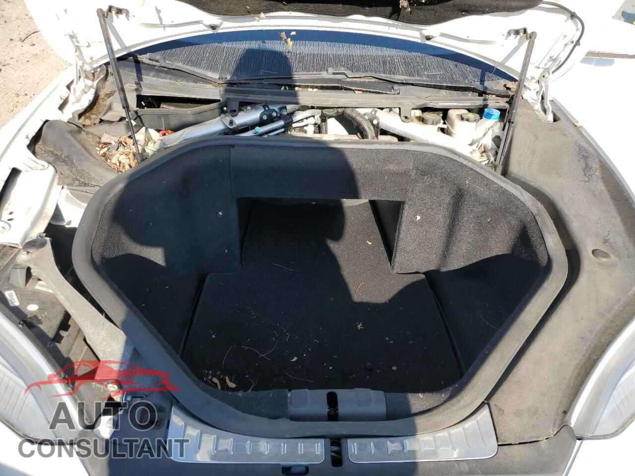 TESLA MODEL S 2013 - 5YJSA1CN4DFP06737