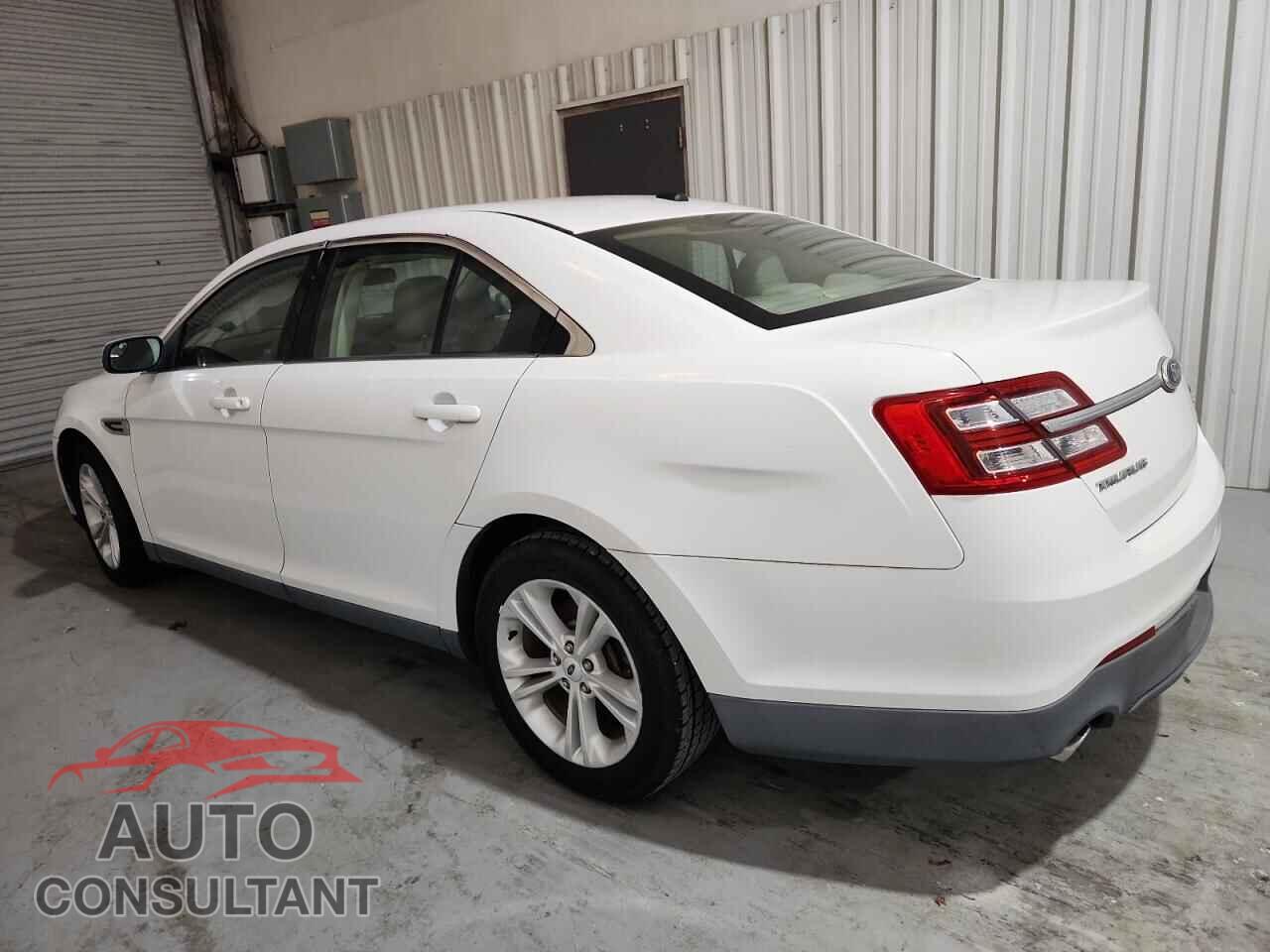 FORD TAURUS 2013 - 1FAHP2E82DG136979