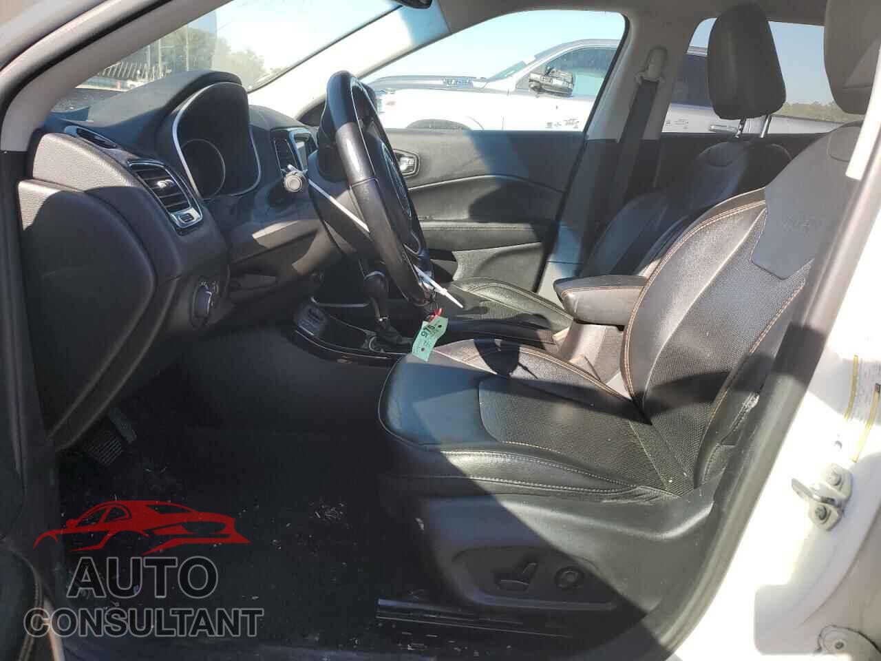 JEEP COMPASS 2020 - 3C4NJCCB9LT170947