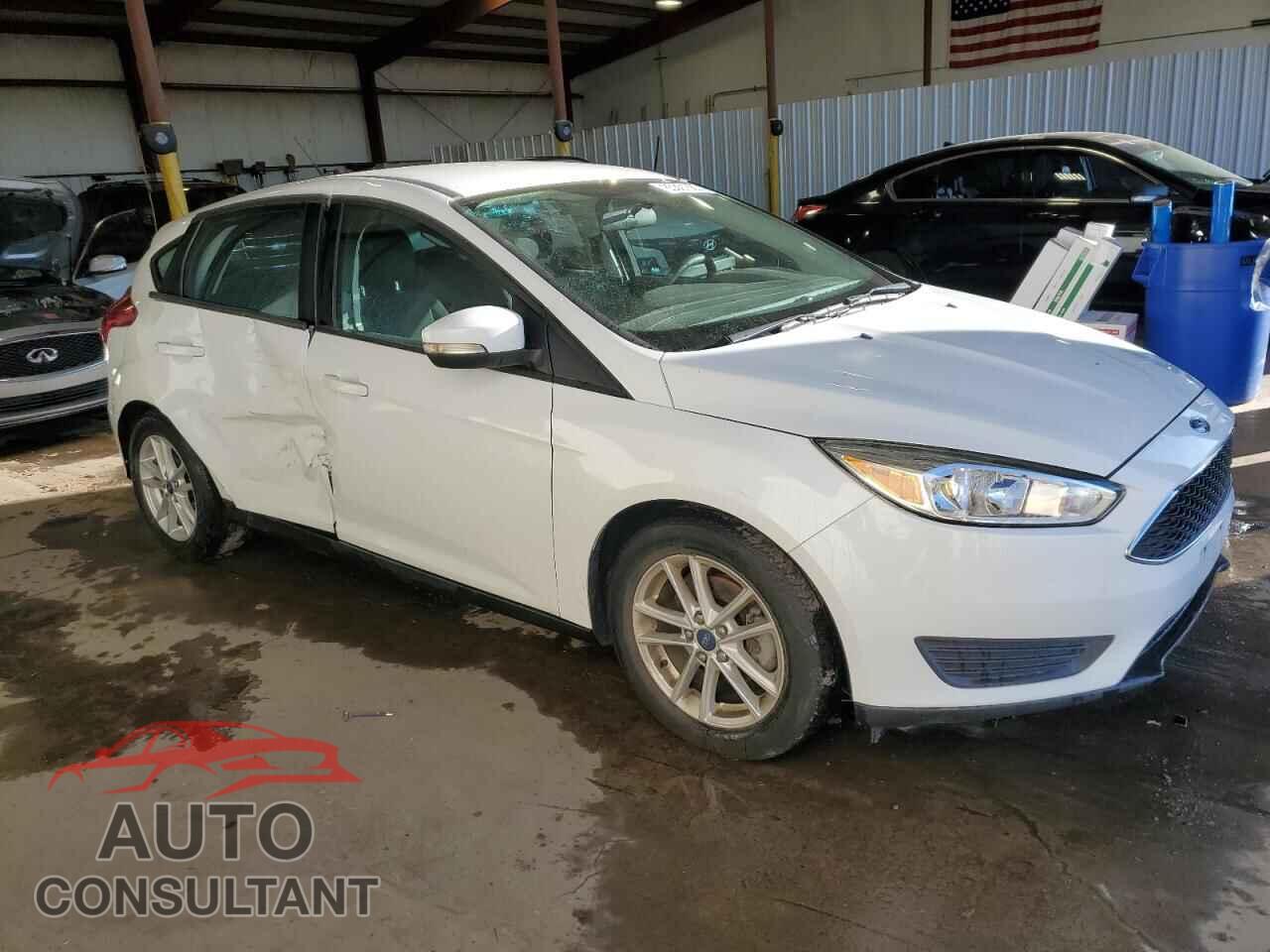 FORD FOCUS 2017 - 1FADP3K24HL219959