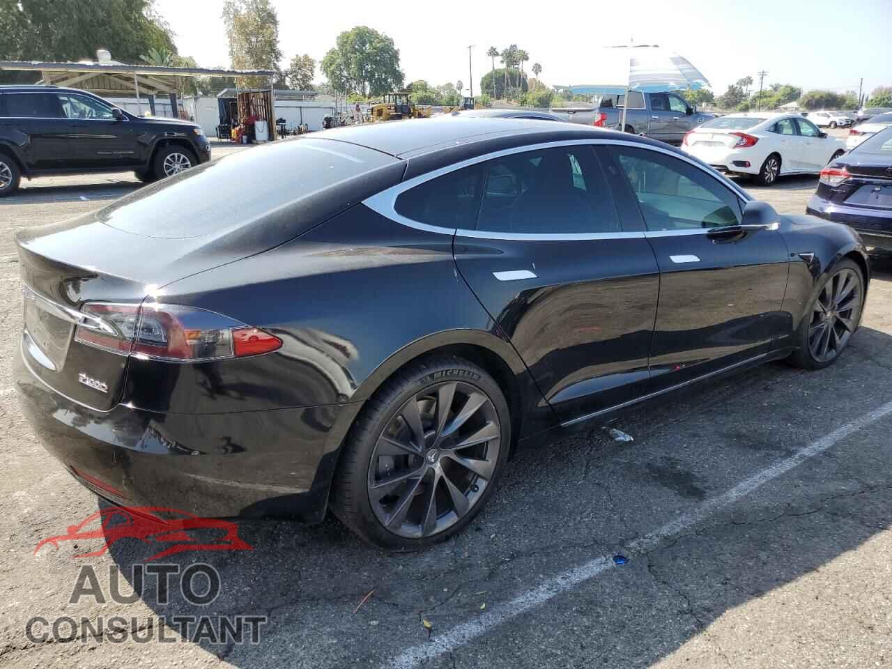 TESLA MODEL S 2018 - 5YJSA1E20JF282679