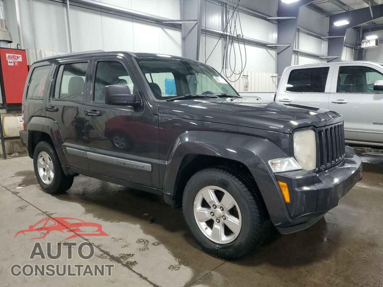 JEEP LIBERTY 2011 - 1J4PN2GK2BW570207