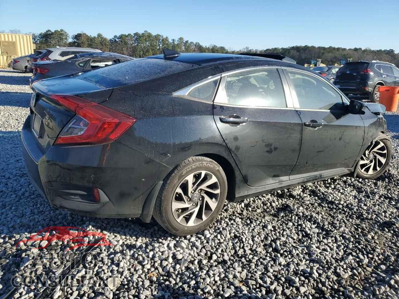 HONDA CIVIC 2017 - 19XFC2F78HE006312