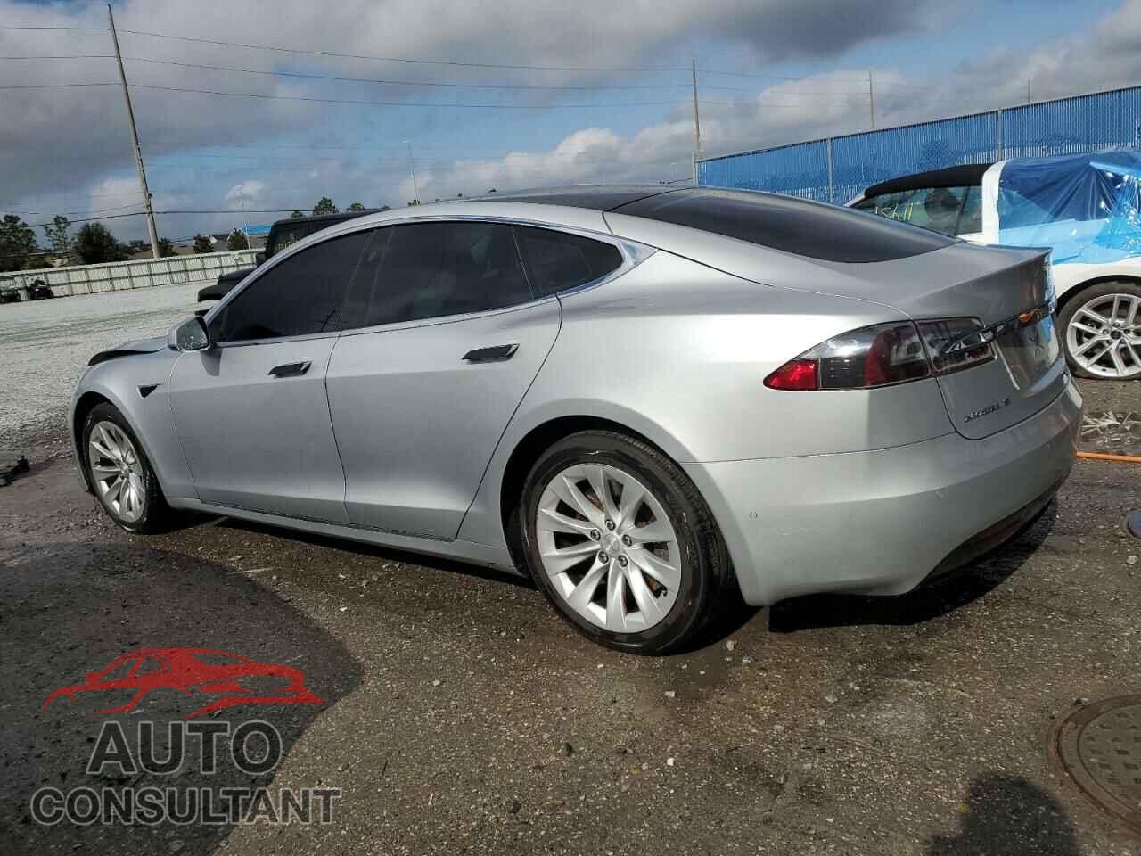 TESLA MODEL S 2017 - 5YJSA1E13HF193206
