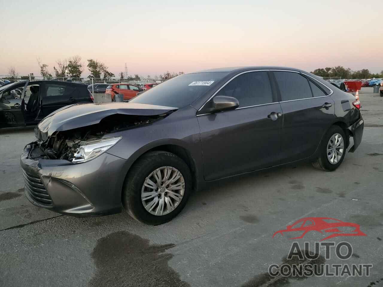TOYOTA CAMRY 2017 - 4T1BF1FK5HU688146