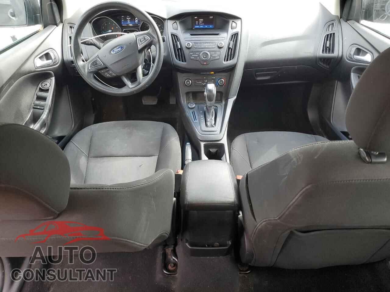 FORD FOCUS 2016 - 1FADP3F25GL239033