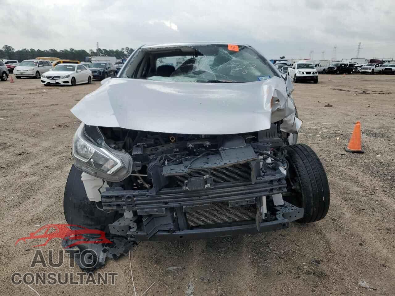 NISSAN VERSA 2020 - 3N1CN8EV7LL852809