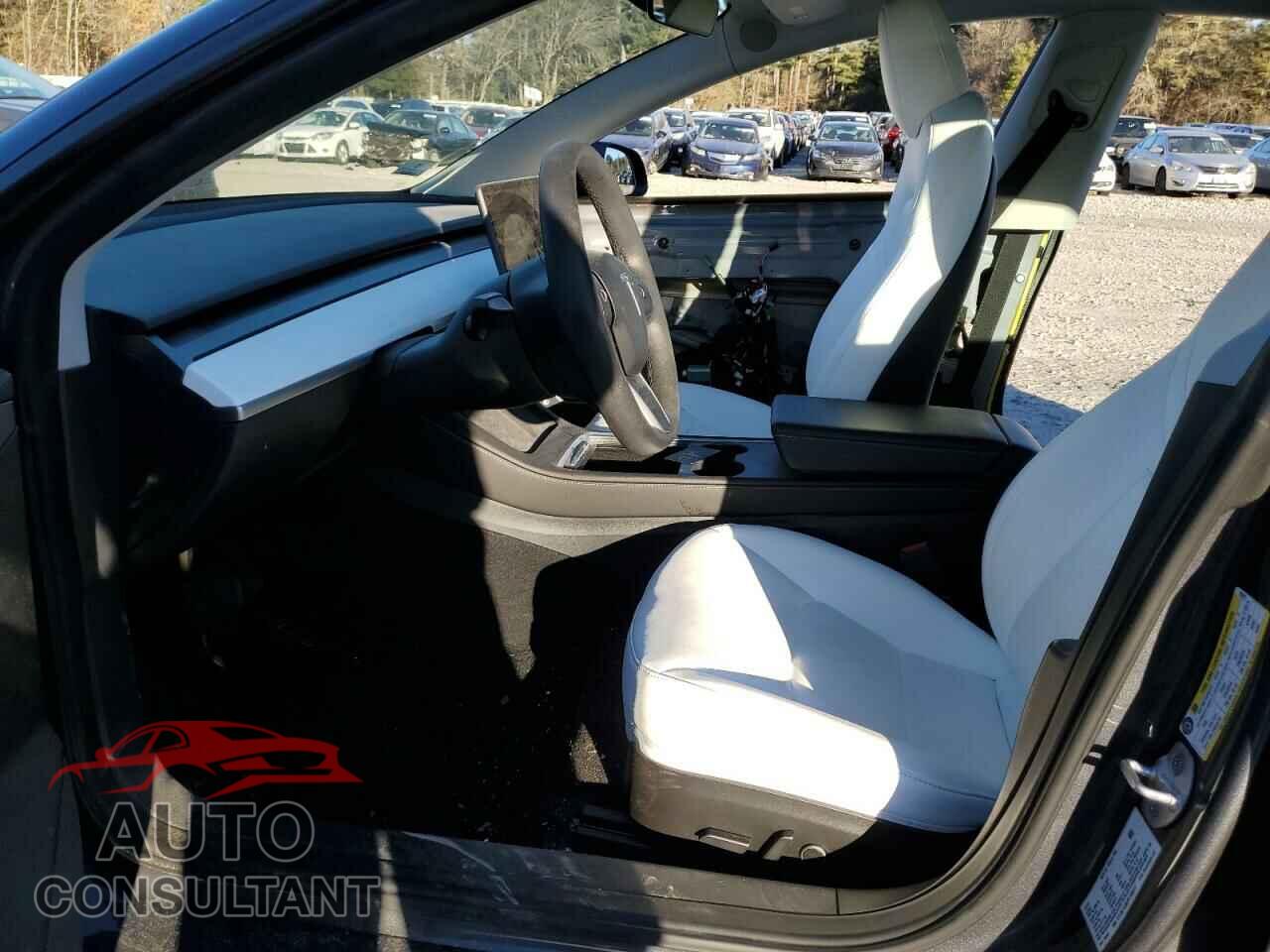 TESLA MODEL 3 2023 - 5YJ3E1EB8PF706577