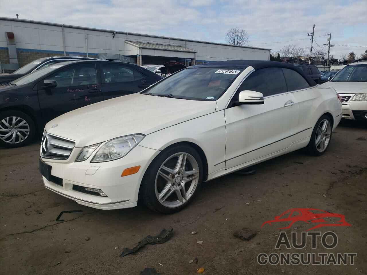 MERCEDES-BENZ E-CLASS 2011 - WDDKK5GF0BF085504
