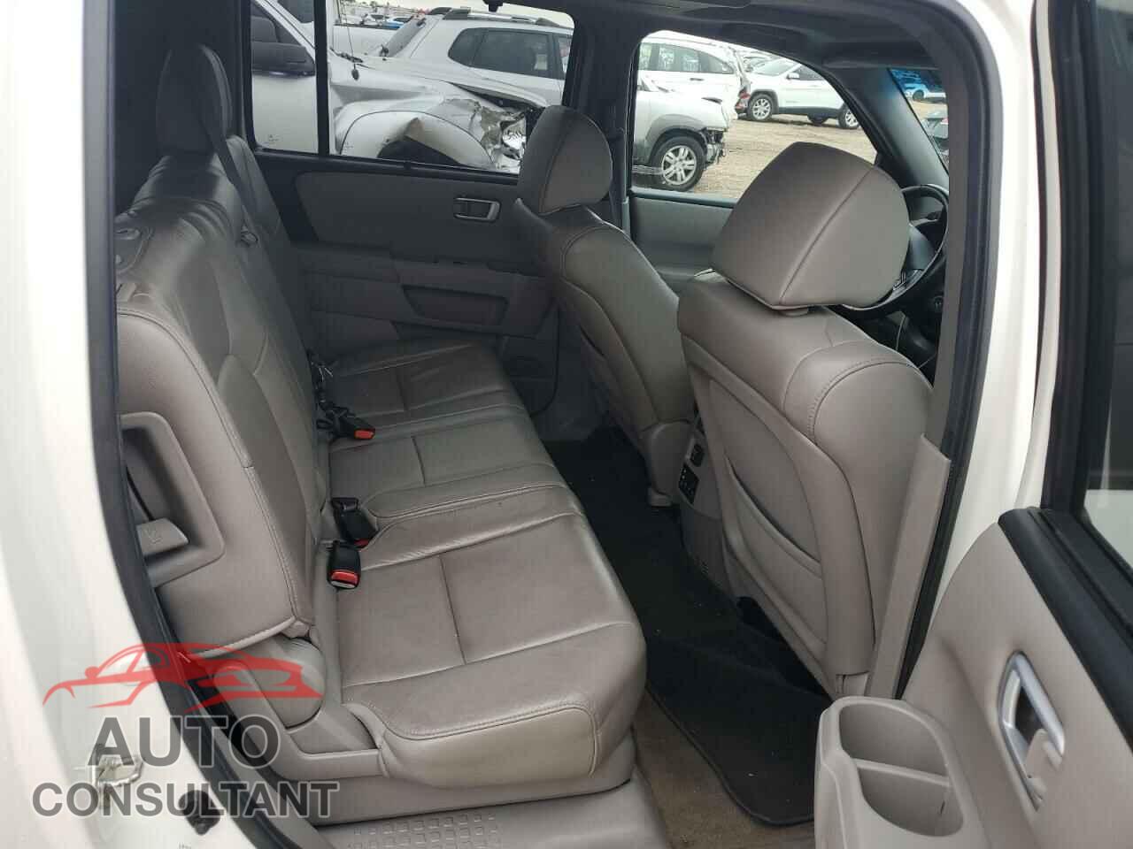 HONDA PILOT 2013 - 5FNYF3H91DB017953