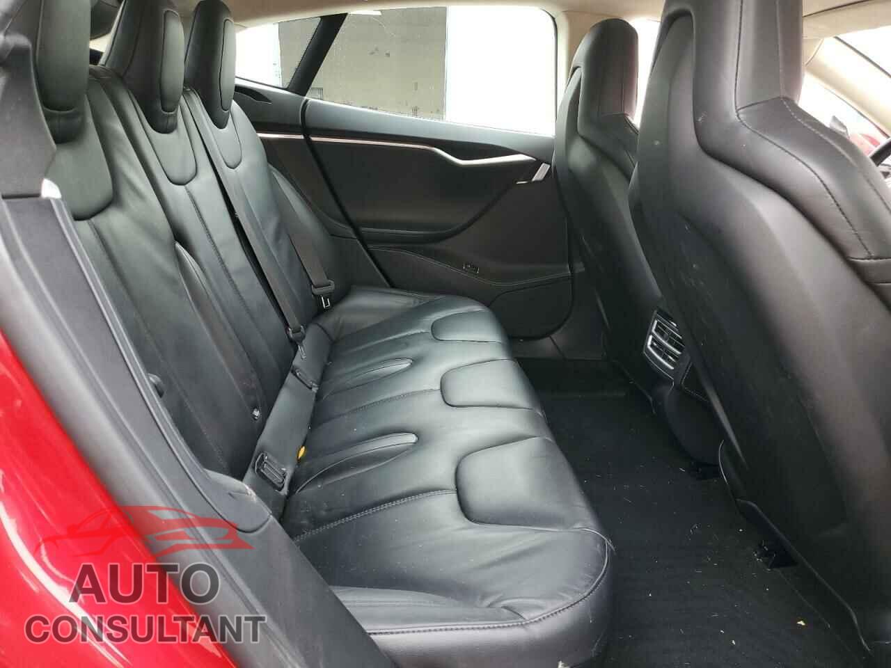 TESLA MODEL S 2016 - 5YJSA1E24GF144863