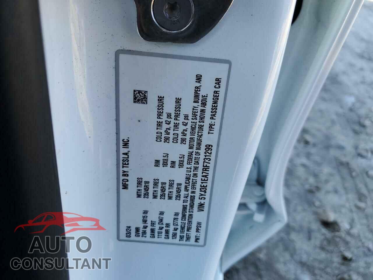 TESLA MODEL 3 2024 - 5YJ3E1EA7RF731299