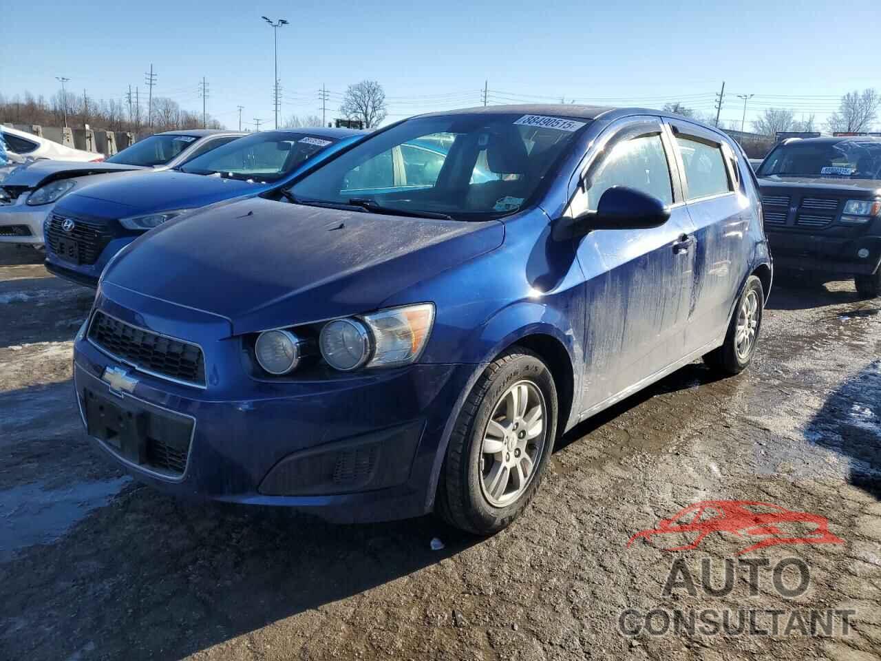 CHEVROLET SONIC 2014 - 1G1JC6SB2E4214963