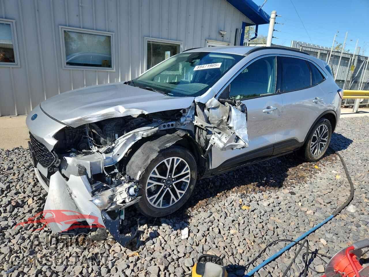 FORD ESCAPE 2020 - 1FMCU0H6XLUA76893