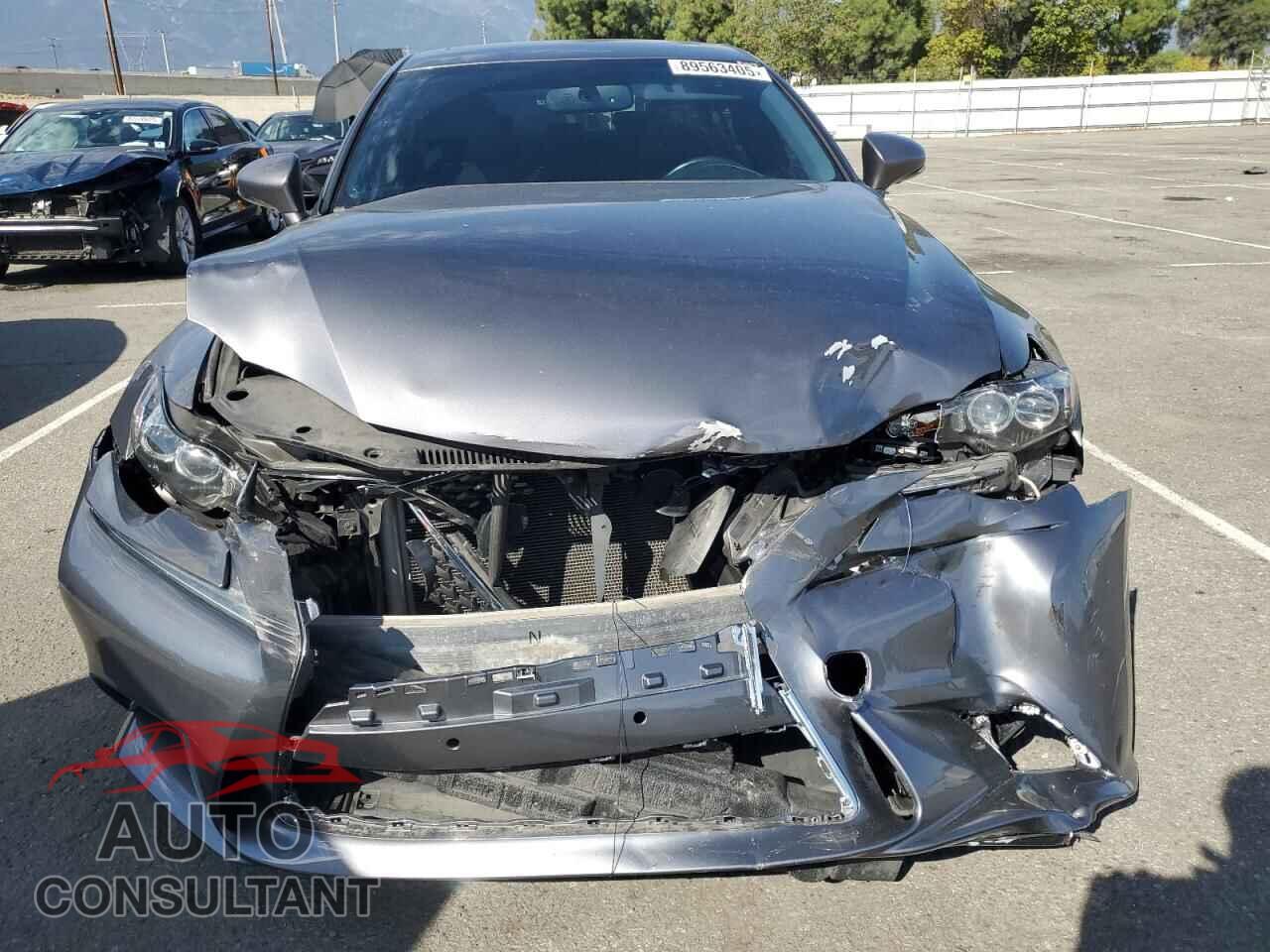LEXUS IS 2015 - JTHBE1D25F5019942