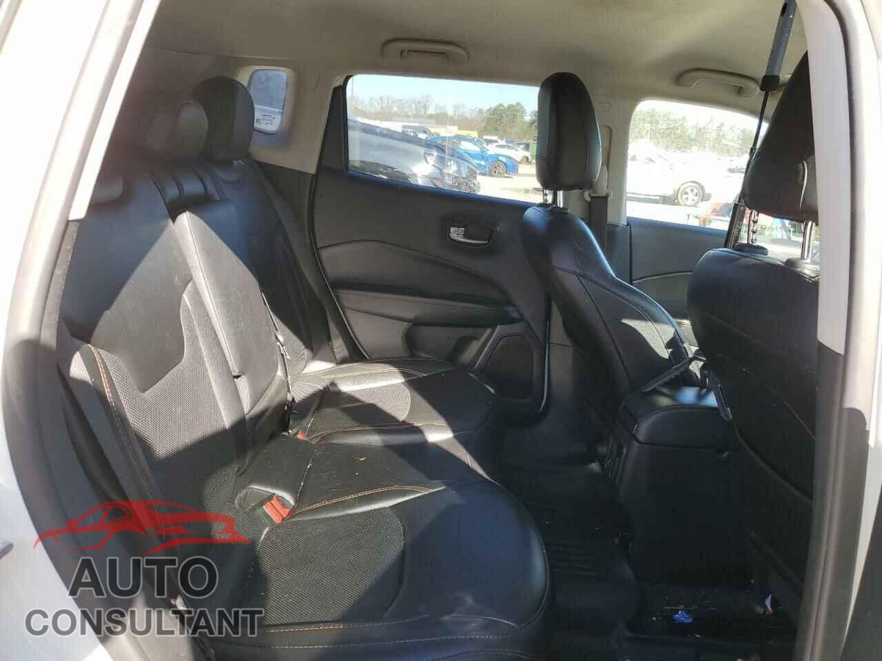 JEEP COMPASS 2020 - 3C4NJCCB9LT200853