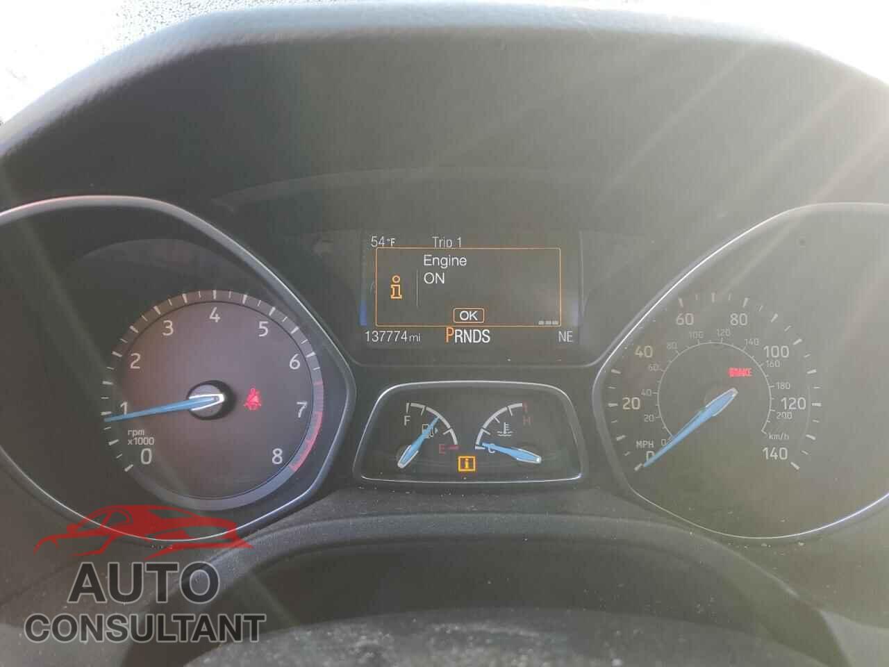 FORD FOCUS 2015 - 1FADP3F2XFL281647