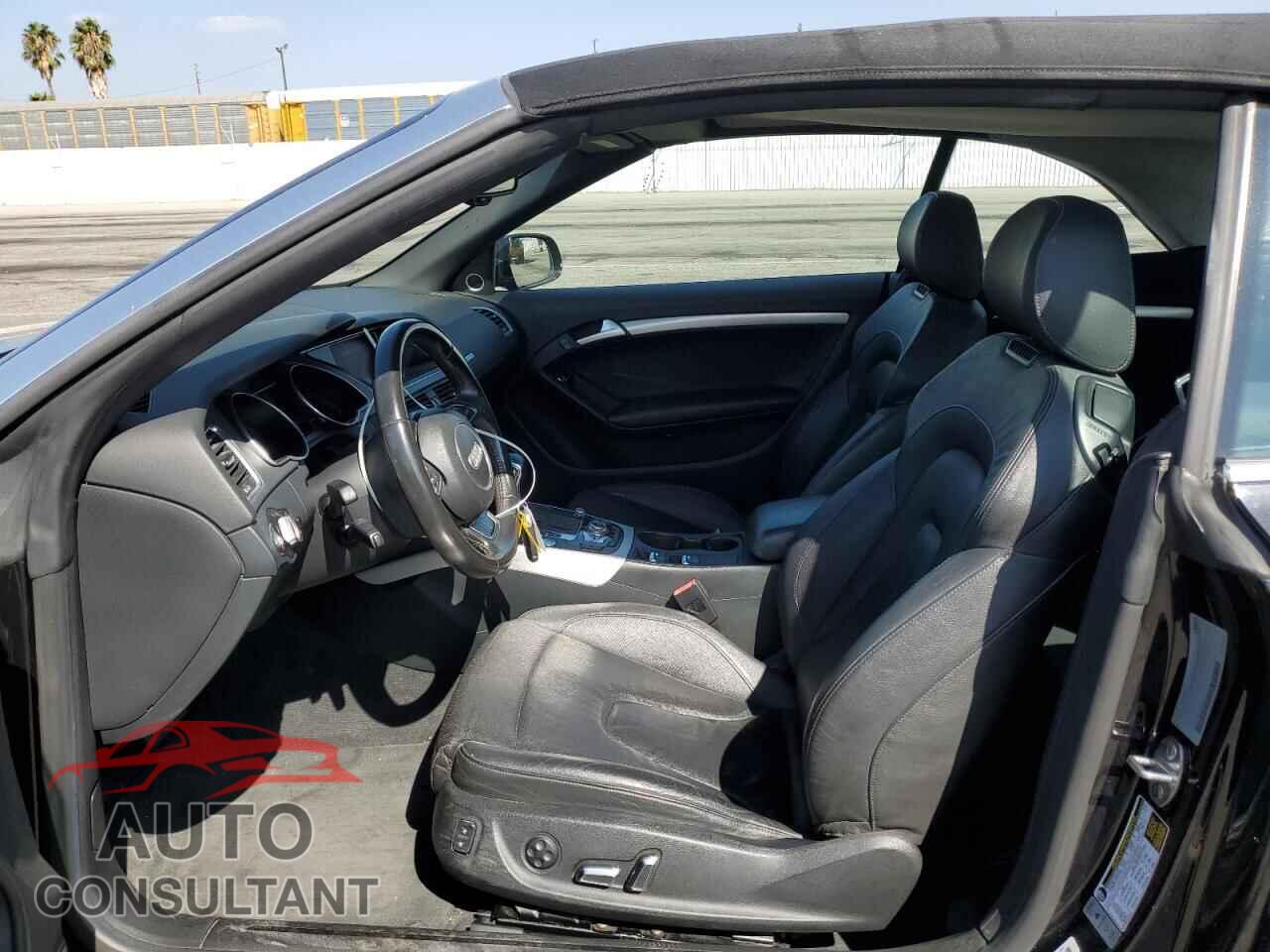 AUDI A5 2013 - WAULFAFH5DN010933