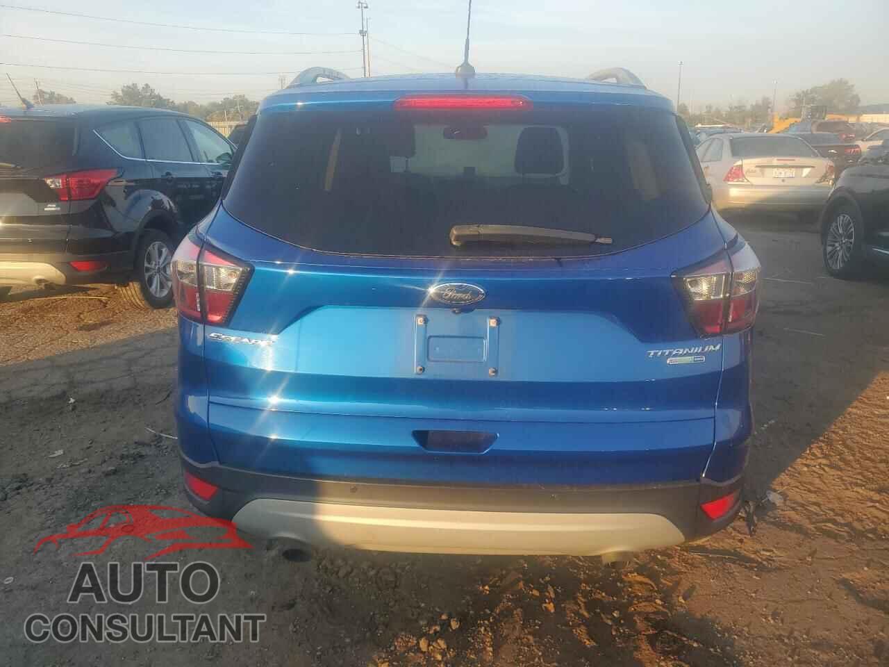 FORD ESCAPE 2017 - 1FMCU9JD5HUB87906