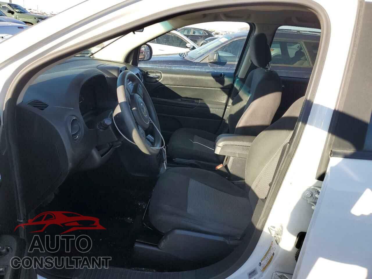 JEEP COMPASS 2015 - 1C4NJCBA9FD313253
