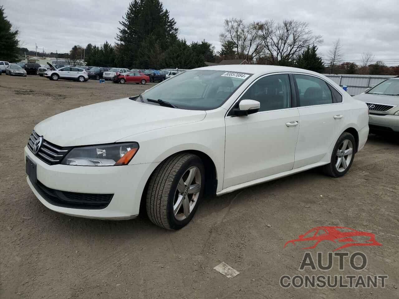 VOLKSWAGEN PASSAT 2013 - 1VWBP7A31DC149380