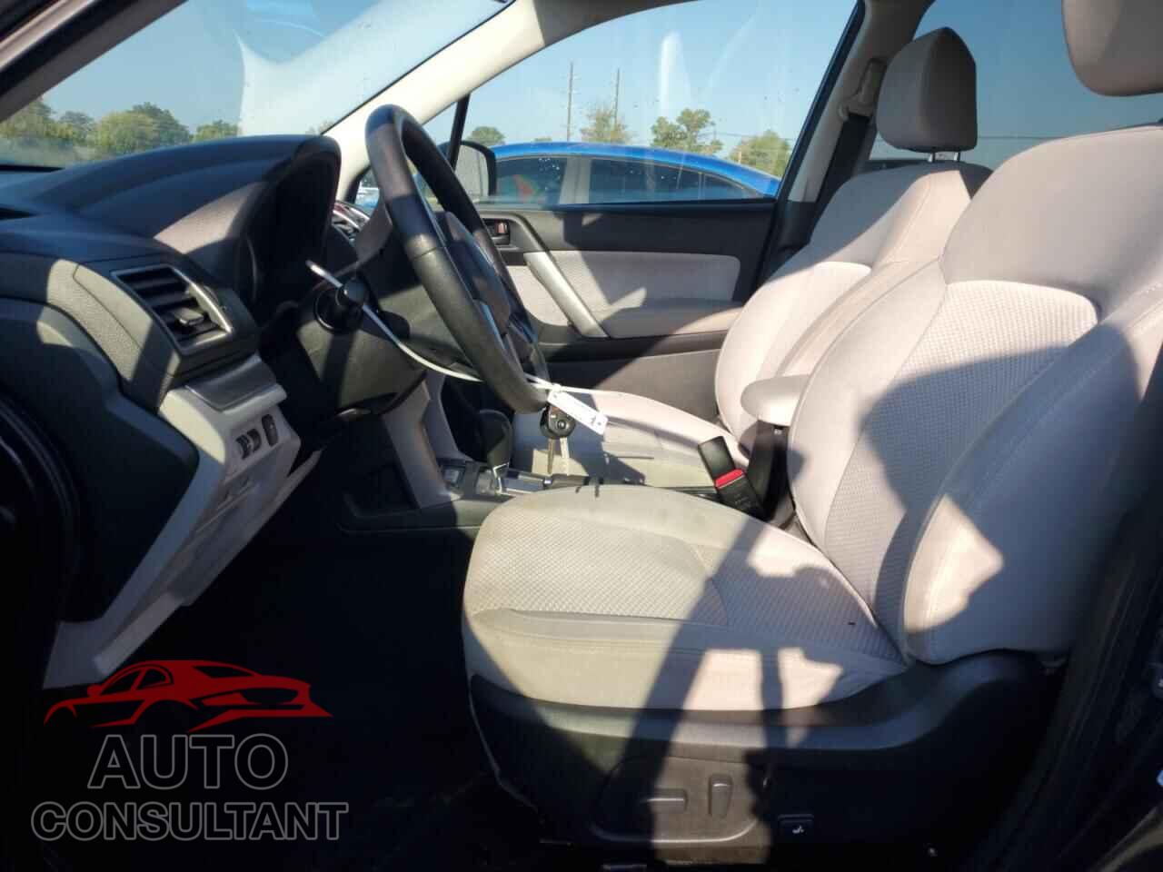 SUBARU FORESTER 2017 - JF2SJAEC1HH570330