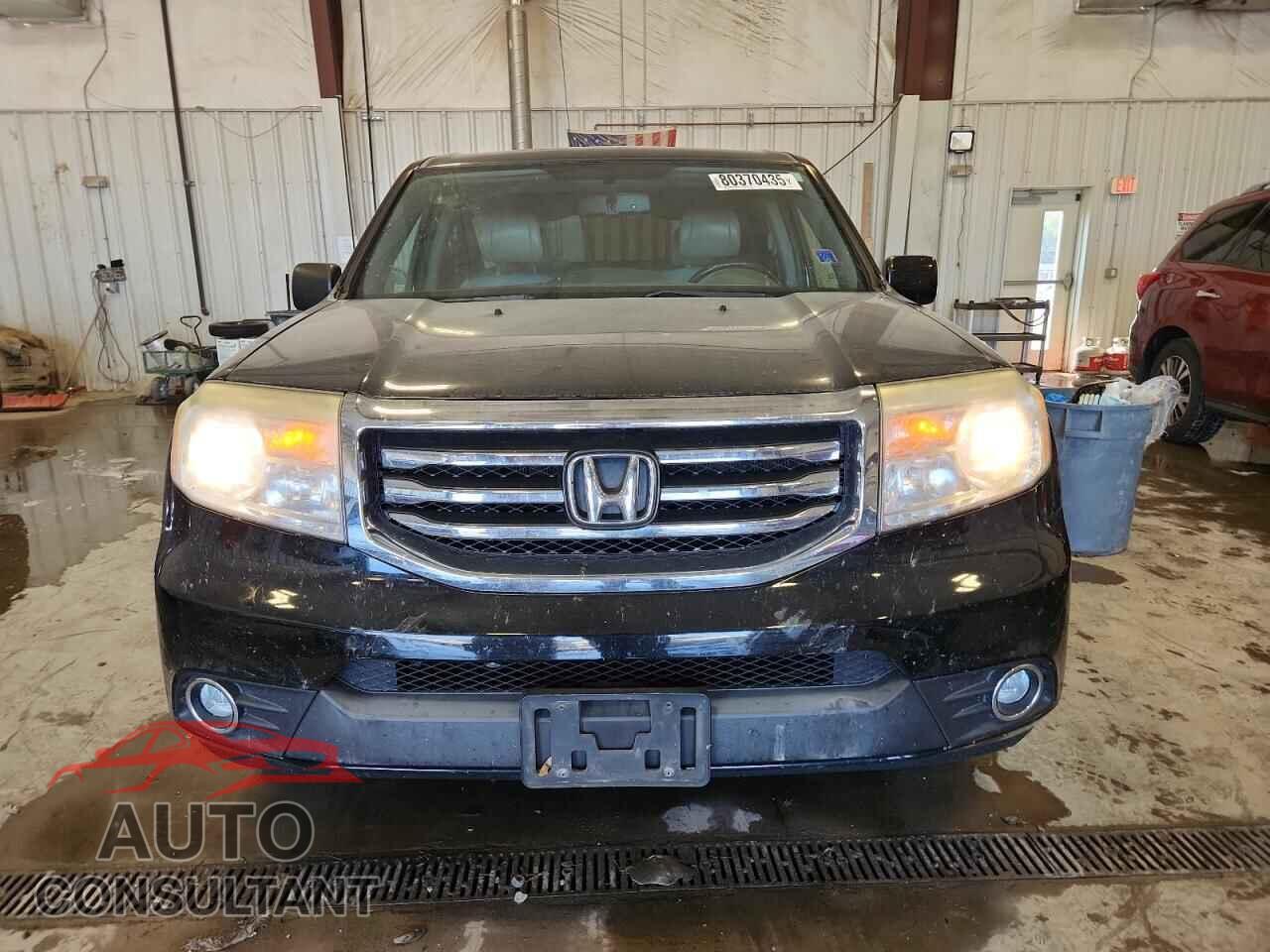 HONDA PILOT 2015 - 5FNYF4H56FB003178