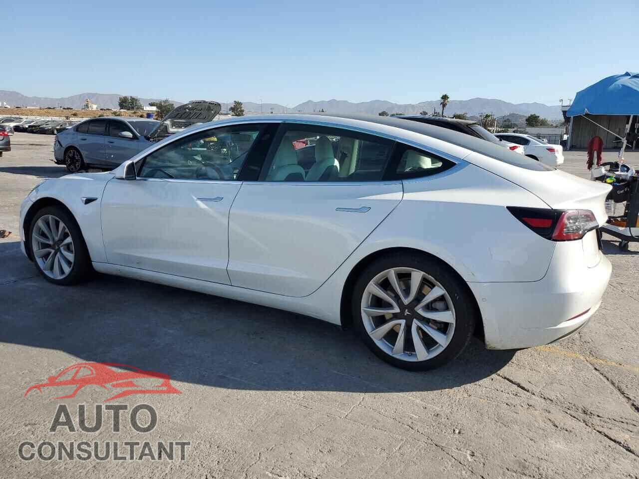 TESLA MODEL 3 2020 - 5YJ3E1EAXLF806858
