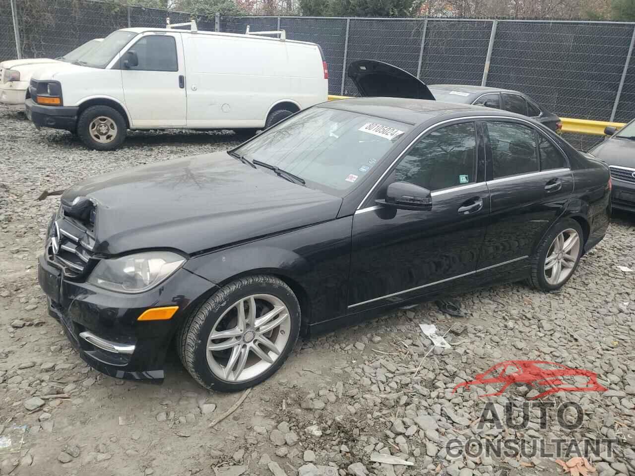 MERCEDES-BENZ C-CLASS 2014 - WDDGF4HB9ER311428