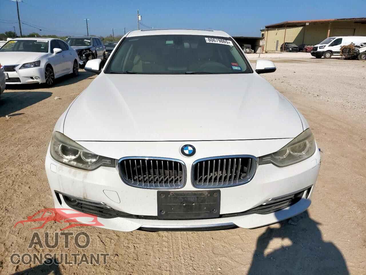 BMW 3 SERIES 2012 - WBA3A5C51CF347933